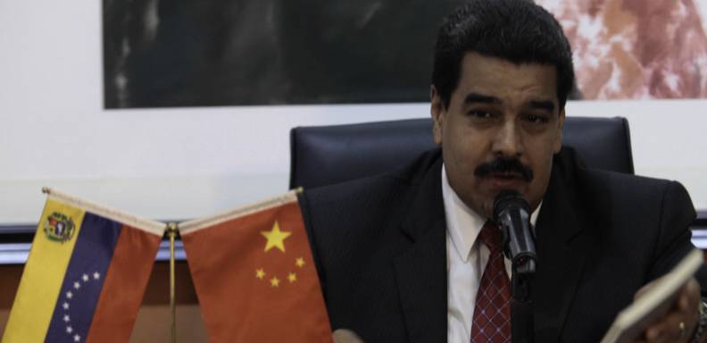 Venezuela y China, explicó el mandatario, suscribieron un total de 14 convenios que además del plan a diez años