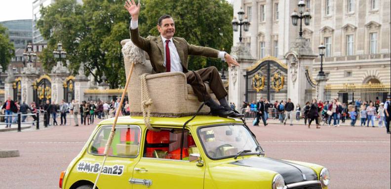 Rowan Atkinson celebró 25 años de Mr Bean en Londres