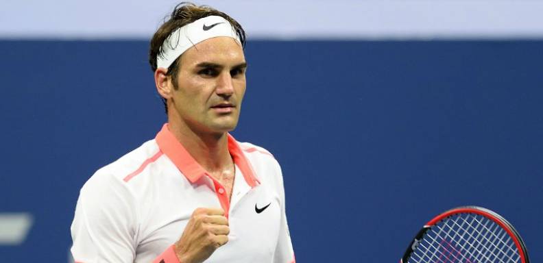 El suizo Roger Federer se impuso este jueves en tres parciales de 6-1, 6-2, 6-1 al belga Steve Darcis para avanzar a la tercera ronda del US Open