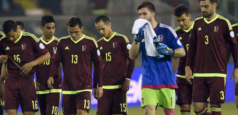 Honduras goleó como visitante por 0-3 a Venezuela en Puerto Ordaz ante muy pocos espectadores que observaron un juego desordenado de la Vinotinto