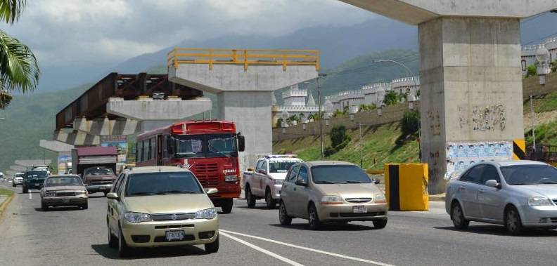 La intercomunal Guarenas-Guatire tendrá un cierre parcial de la vía hasta este domingo