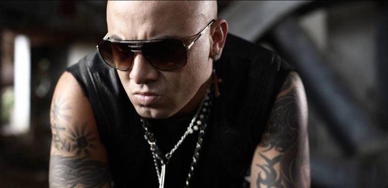 Wisin está calmado luego de que "piratearan" su nuevo disco