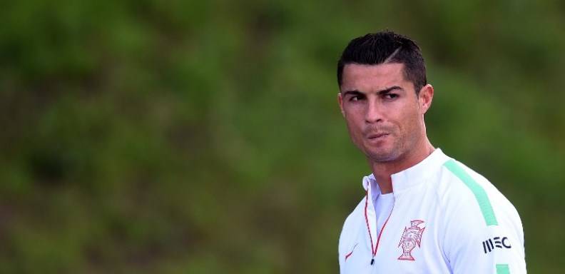 El seleccionador de Portugal, Fernando Santos, señaló que espera ante Dinamarca los goles de Cristiano Ronaldo y avisó de que no saldrán a especular