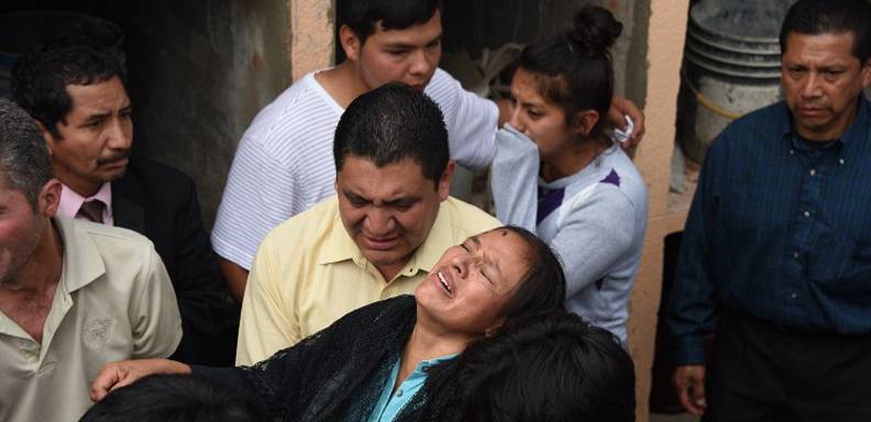 Un nuevo balance indica que 89 personas murieron en el deslave que se vivió en Guatemala, otras 300 siguen desaparecidas