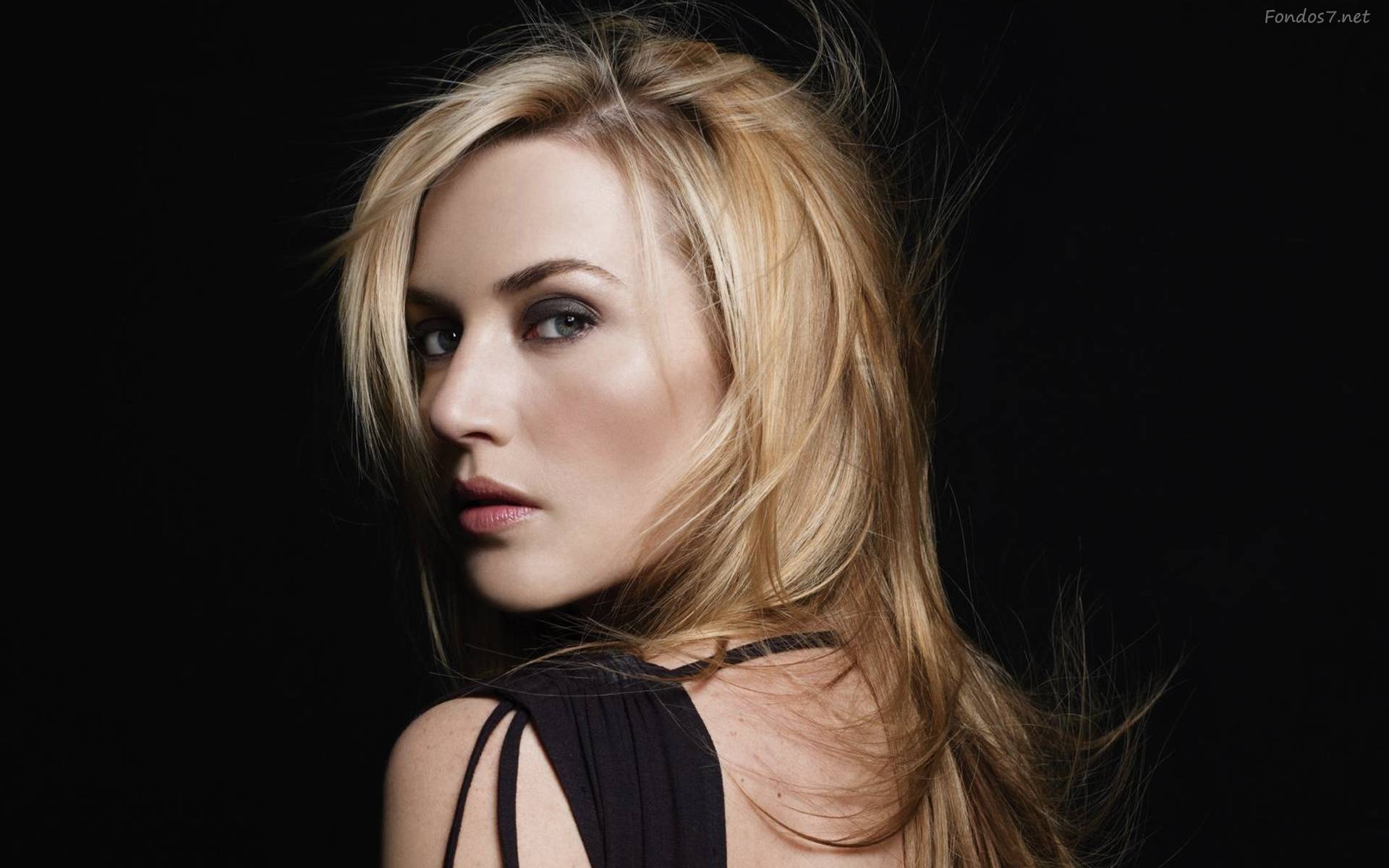 Kate Winslet ya tiene a punto de estrenar la nueva película de la vida de Steve Jobs, junto a Michael Fassbender, y "The Dressmaker"