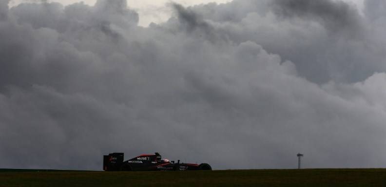 El segundo entrenamiento libre para el Gran Premio de Estados Unidos, fue aplazado inicialmente de "forma indefinida" por mal tiempo