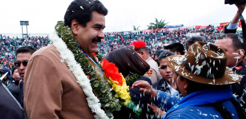 Maduro llegó a Bolivia para participar en la conferencia sobre cambio climático