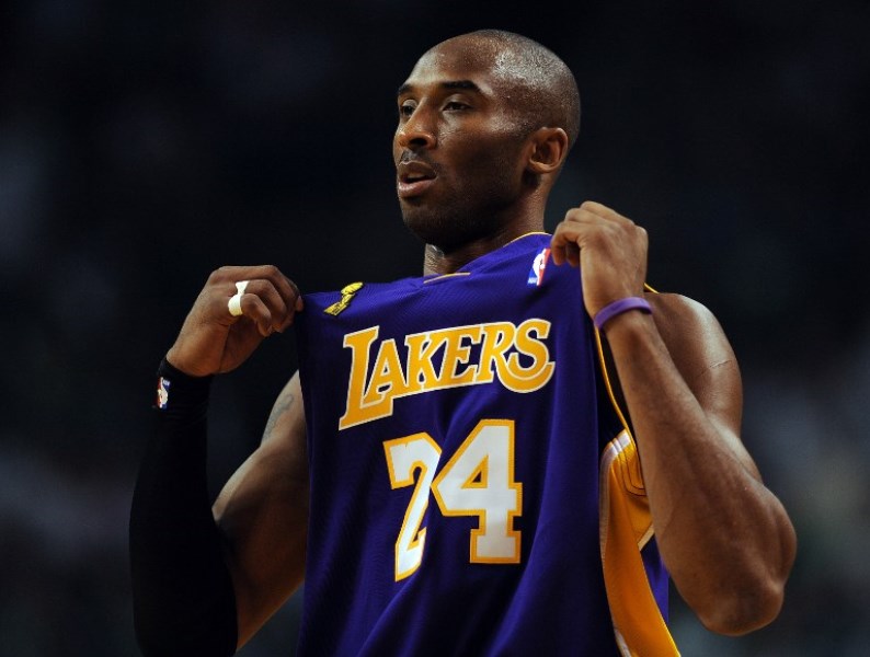 La leyenda de los Lakers apartará su talento de las canchas tras veinte años con la casaca californiana