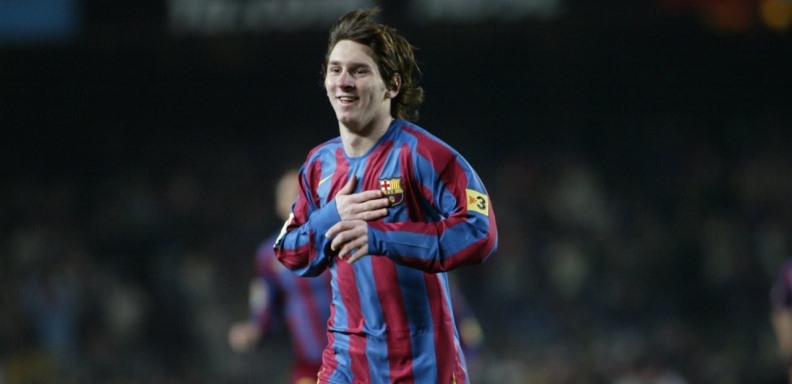 El argentino Leo Messi cumple hoy un aniversario especial con el Barcelona, ya que justamente un 2 de noviembre del 2005 marcó su primer tanto en Champions