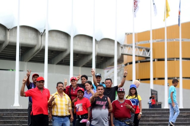 Partidos oficialistas y opositores no desperdicieron la oportunidad de mezclarse con el deporte en Puerto Ordaz