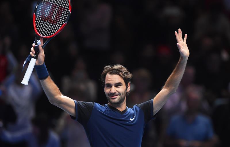 Federer se impuso por 7-5 y 6-3 una hora y diez minutos, y podría ampliar a siete su récord de títulos en este torneo