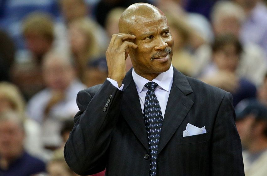 El entrenador de Los Ángeles Lakers admitió que "nunca, nunca" podría sentar en el banquillo a Bryant, a pesar de tener los porcentajes más bajos de su carrera
