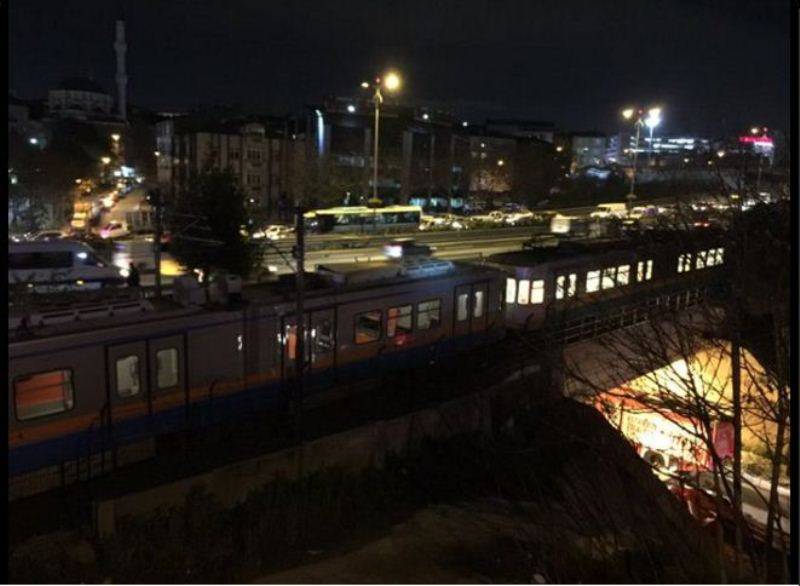 Al menos seis heridos resultaron de una explosión de origen desconocido en una estación de metro en Turquía/ Foto: @Istanbul_Indy