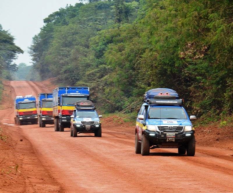 El equipo venezolano recorrió casi 7 mil kilómetros para llevar su flota al punto de partida del famoso rally en una travesía de 15 días