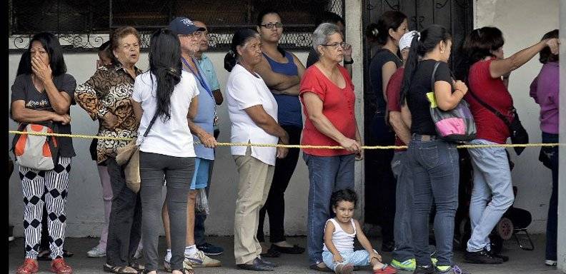 Venezolanos se preparan para las elecciones