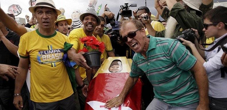 Protestas en Brasil contra la presidenta Dilma Rousseff / Foto: Reuters