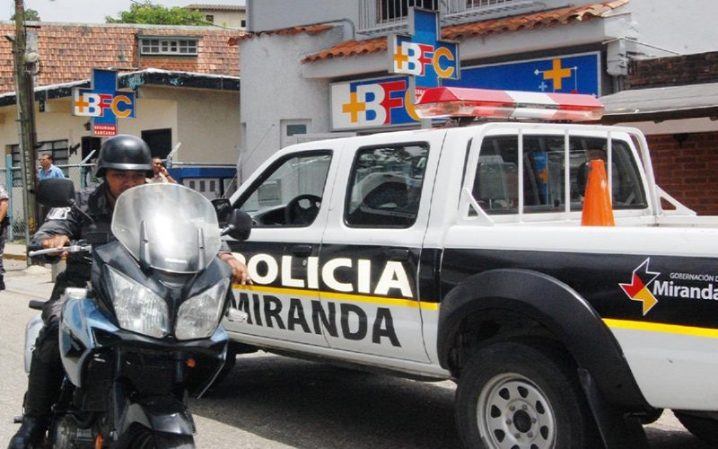 Un presunto delincuente murió luego de enfrentarse a tiros con un funcionario de la Policía del Estado Miranda