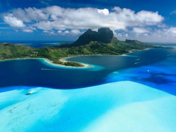 9. Bora Bora, Polinesia Francesa