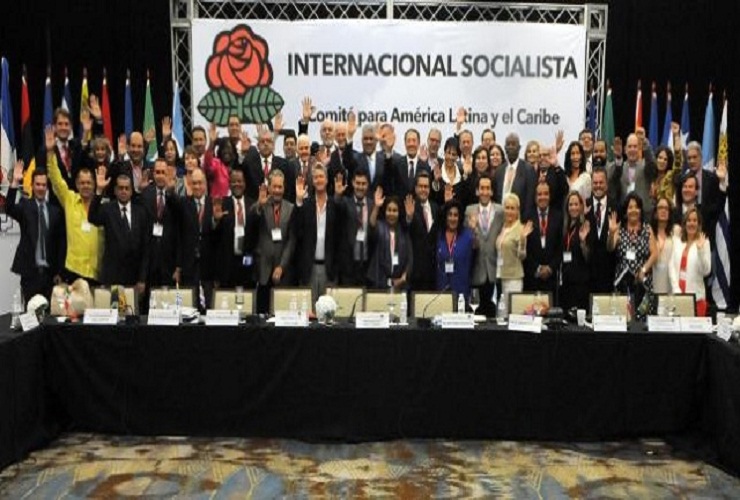 La Internacional Socialista señaló que “en ningún Estado puede haber presos políticos y menos en democracia"