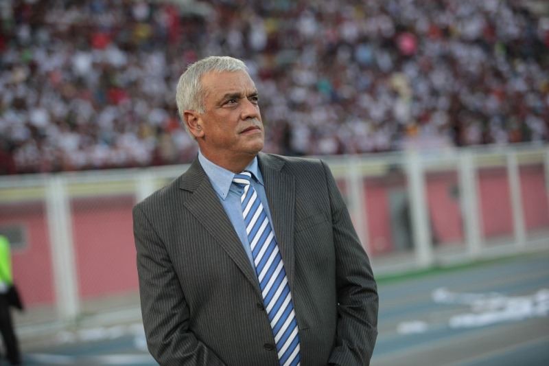 Bajo el lema "Somos Vinotinto" el ex entrenador de la Vinotinto develó, que lo que busca es representar un cambio dentro del fútbol nacional