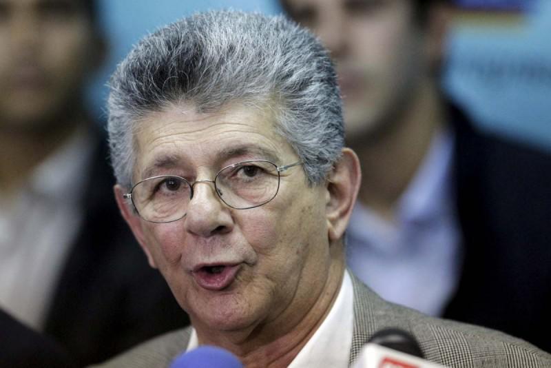 Ramos Allup reiteró que la participación de la MUD en el diálogo es un "acto de albedrío" de las partes, por lo que nadie los "obliga" a permanecer en él