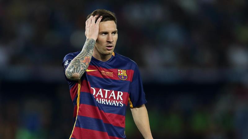 Según la información publicada por este diario de Barcelona, la juez mostró varios contratos de patrocinio firmados por Messi que éste no consiguió recordar.