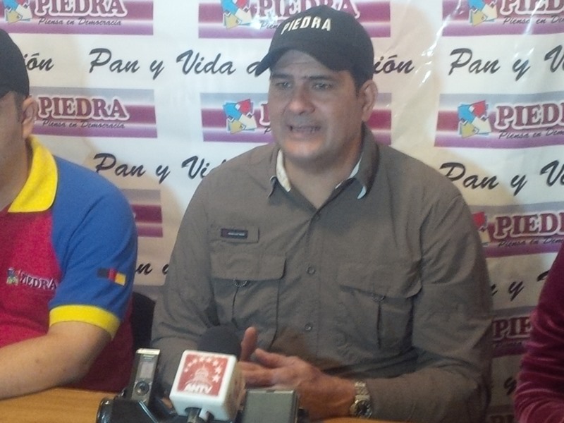 Salomón Álvarez, integrante del Gran Polo Patriótico (GPP) por Caracas, afirmó que el primer mandatario nacional debe buscar a la base del chavismo, porque si no su destino será una derrota electoral