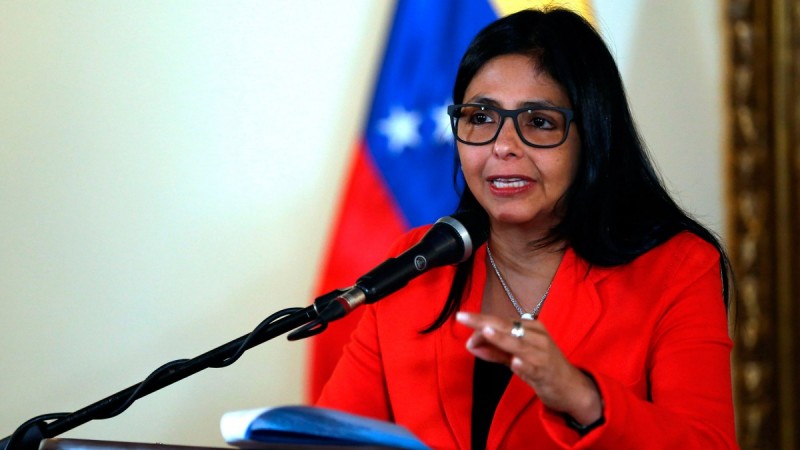 Rodríguez acusó a Kerry de estar emprendiendo un "tour antibolivariano" para ejecutar "órdenes a la Triple Alianza para arremeter contra Venezuela"