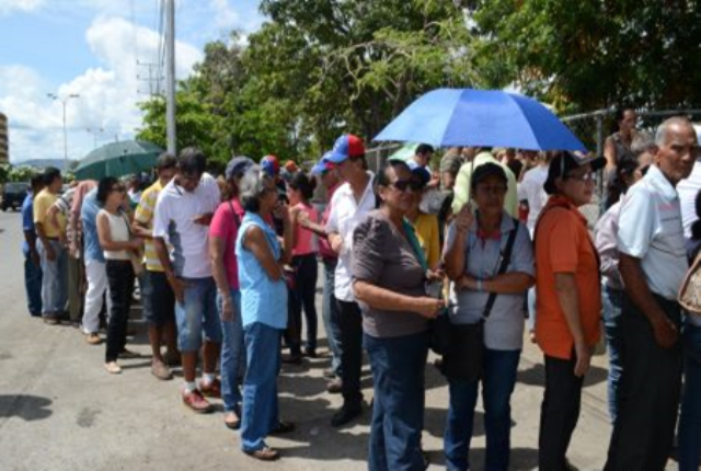 En la localidad oriental, 2.346 personas validaron sus firmas/Foto: Ysamira Salazar