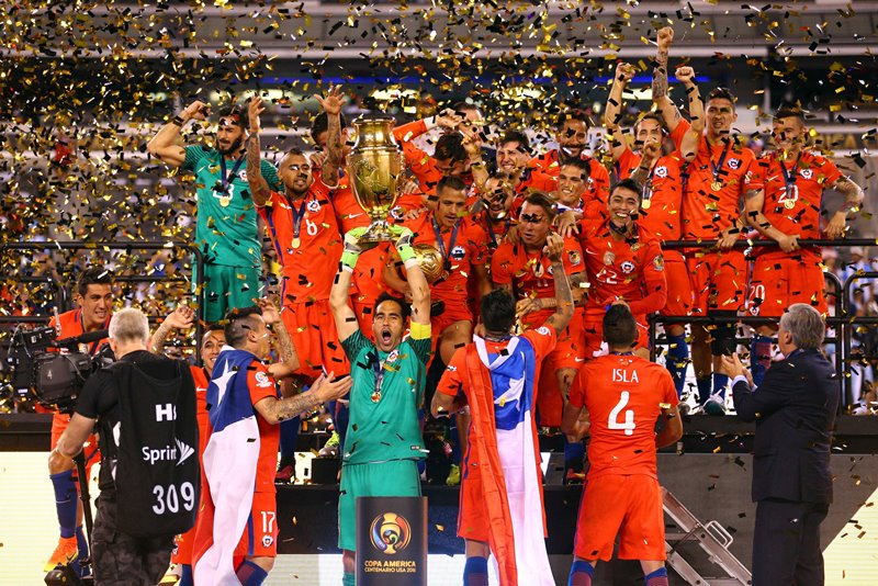 Tras veinticuatro días de competición, 32 partidos disputados y más de 2.900 minutos de fútbol, estos podrían ser los diez momentos más destacados de la Copa América Centenario