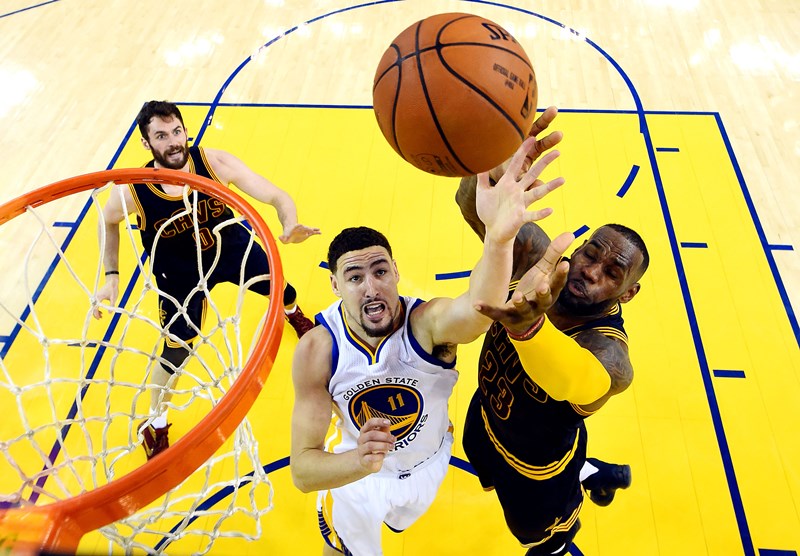 Solamente tres equipos en la historia de la NBA han podido remontar una desventaja de 0-2 en la serie de las Finales / Foto: Reuters