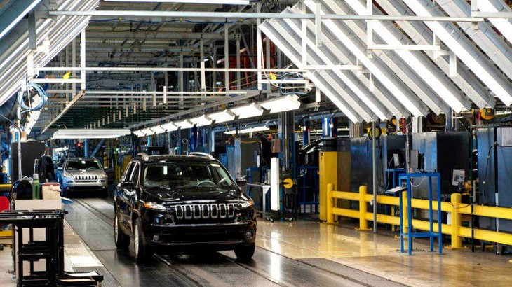 Unos 700 trabajadores del área de producción de la planta Fiat Chrysler Automobiles (FCA) fueron enviados de vacaciones colectivas