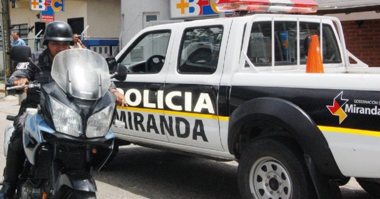 Emmanuel Moisés Castro Murgas, de 19 años de edad, fue aprehendido luego que se enfrentó a disparos con efectivos de la Policía del Estado Miranda