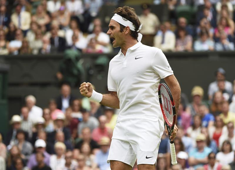 El suizo Roger Federer, heptacampeón de Wimbledon, se colocó en los cuartos de final por decimocuarta vez al vencer este lunes al estadounidense Steve Johnson, 29 del mundo, por 6-2, 6-3 y 7-5.