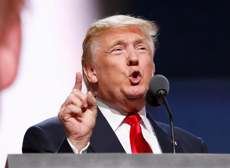 Trump menciona a México en la primera frase de su primer debate presidencial