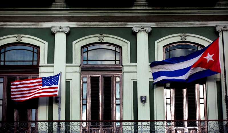 El fin del embargo sigue siendo una "alta prioridad" para Cuba a un año del restablecimiento de relaciones con EE.UU