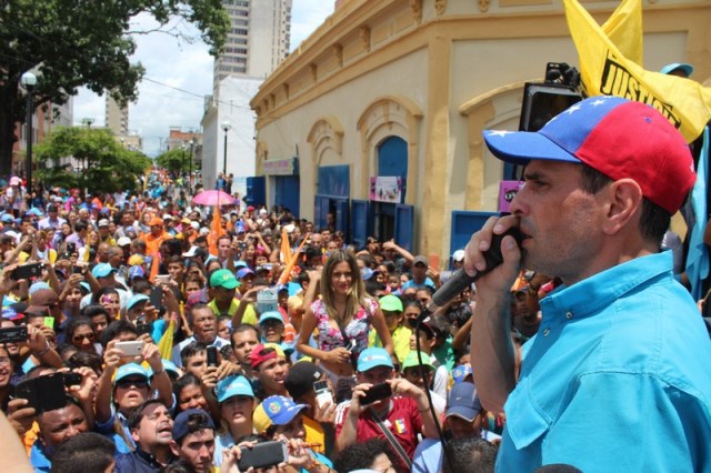 Capriles indicó que el gobierno llama al diálogo solo para ganar tiempo e indicó que solo falta un paso para llegar al Revocatorio/Foto: Prensa Miranda