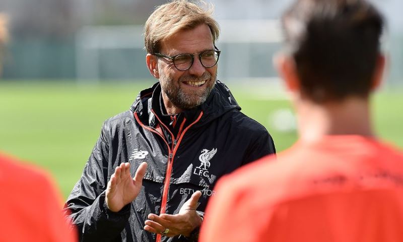 El entrenador alemán Jürgen Klopp, llegado a Liverpool en octubre, firmó una renovación "de larga duración" con los Reds