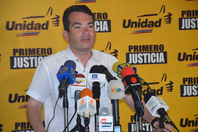 Guanipa sostuvo que el Gobierno fue quien decidió no continuar con las reuniones, debido a la insistencia de la MUD en la activación del revocatorio en 2016