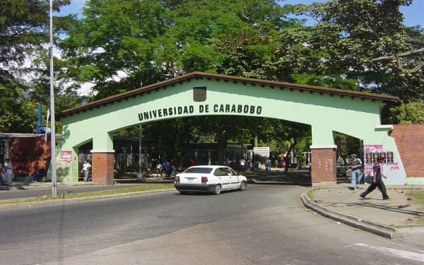 La Universidad de Carabobo (UC) pidió el pago del resto bono de fin de año en noviembre, por ello hizo un llamado a las autoridades del Ministerio de Educación Universitaria y al Ministerio de Planificación 