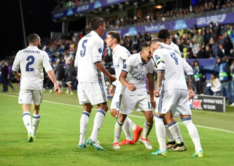 El Real Madrid logró su tercera Supercopa de Europa este martes en Trondheim (Noruega), al superar al Sevilla en la prórroga (3-2)