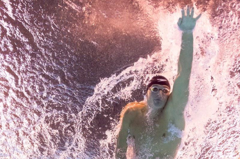 El seis veces medallista de oro olímpico Ryan Lochte y tres nadadores estadounidenses más fueron asaltados la madrugada de este domingo cuando el taxi en que iban