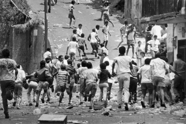 Barrio 19 de Abril de Petare durante los hechos del 27 de febrero de 1989, conocido como "Caracazo" / Foto: AVN