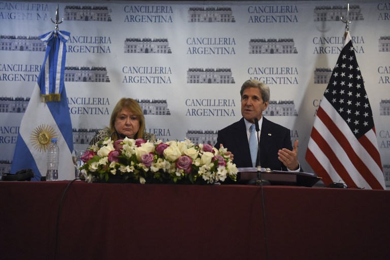 El secretario de Estado de EEUU, John Kerry, instó en que no se retrase "el proceso" del revocatorio presidencial "hacia el año próximo"
