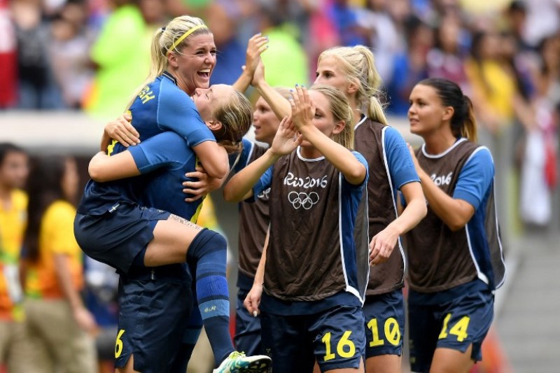 Lisa Dahlkvist ha puesto a Suecia por primera vez en la final del fútbol olímpico femenino al convertir su lanzamiento en la tanda de penaltis ganada por 4-3