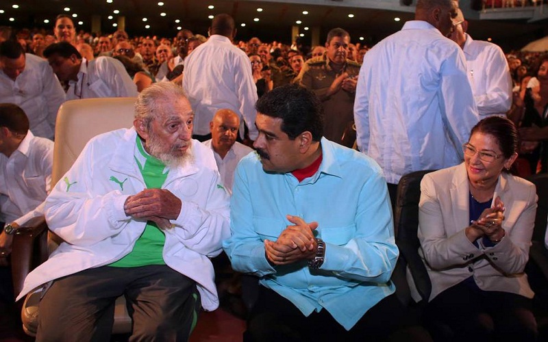 El diputado a la Asamblea Nacional Carlos Berrizbeitia afirmó que el viaje del presidente Nicolás Maduro a Cuba para celebrar el cumpleaños de Fidel Castro costó más de 400.000 dólares