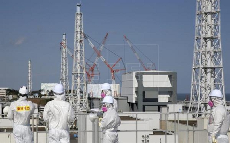 El Gobierno de Japón planea usar fondos estatales para financiar actividades de limpieza en las áreas de evacuación más contaminadas a raíz del accidente en la central nuclear de Fukushima