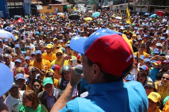 Capriles: Este viernes nos movilizaremos para exigir democracia