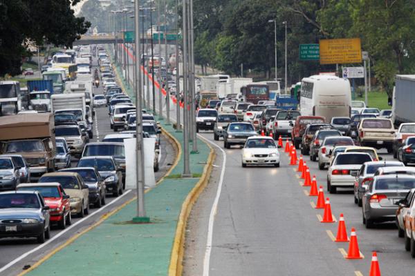 En Sucre activarán cinco canales de contraflujo en las vías de mayor congestión, entre ellas: Palo Verde, El Llanito, Macaracuay y las avenidas Rómulo Gallegos