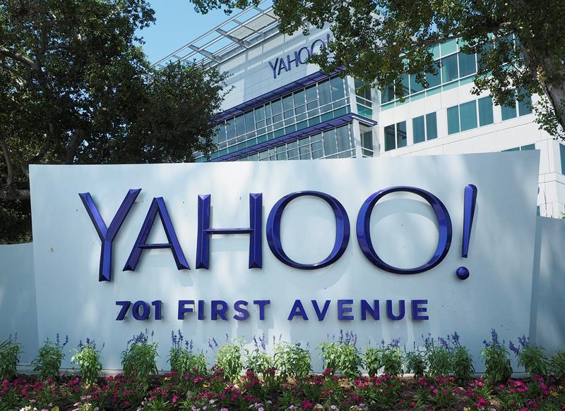 Yahoo explicó que la ruptura de la seguridad fue cometida por un "actor respaldado por un estado", lo que acarrea dificultades en el acuerdo de compra con la compañía Verizon/ Foto: EFE
